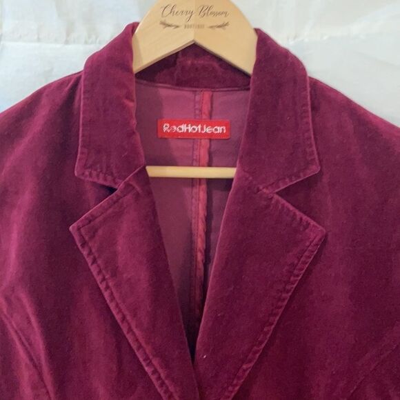 RedHotJean velvet jacket dark raspberry blazer - Picture 7 of 16